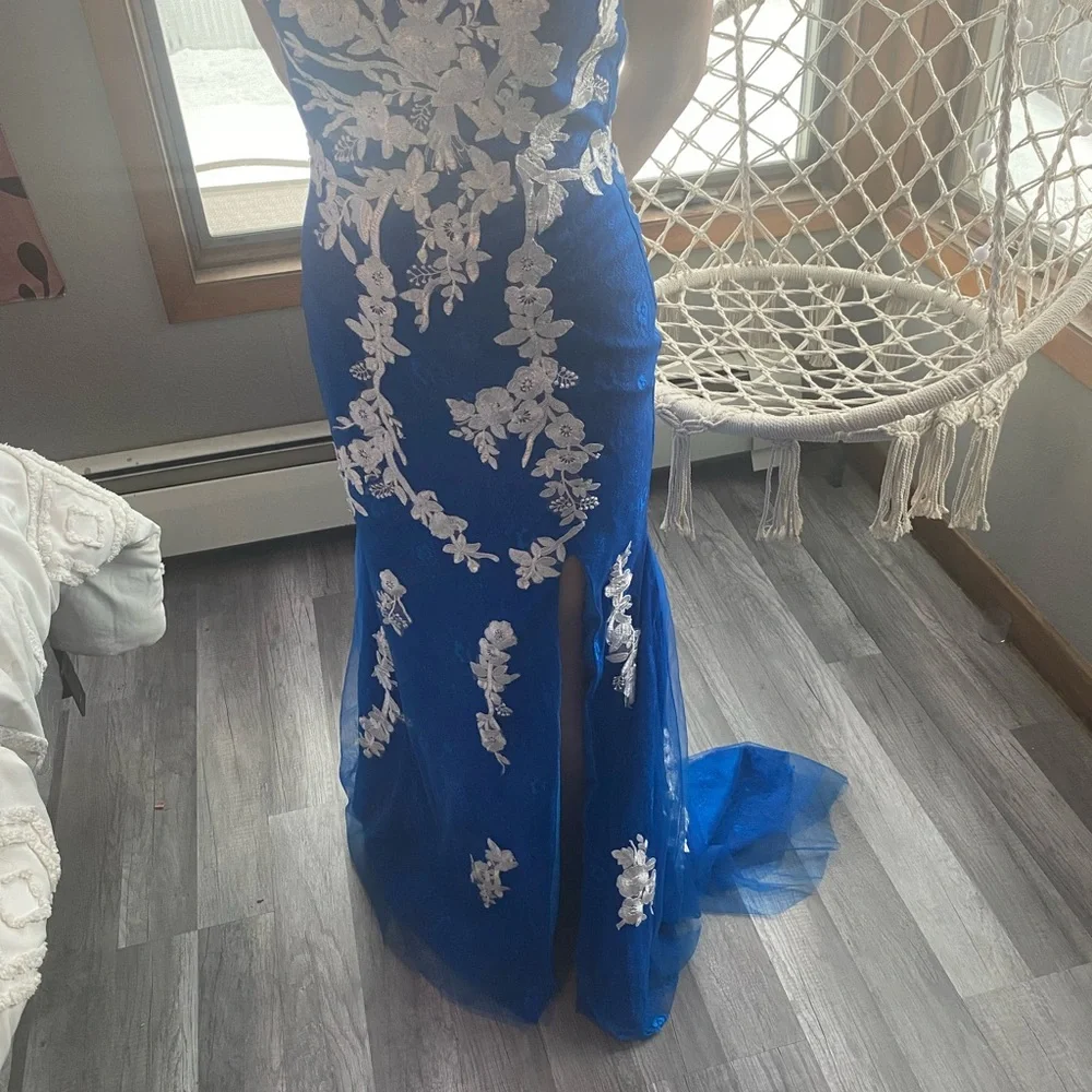 Prom dress - Picture 4 of 5